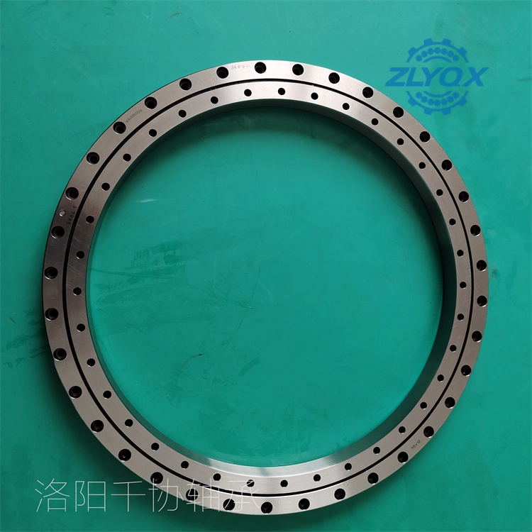 XU / XSU 無齒交叉滾子轉盤軸承（一體無齒回轉支承）